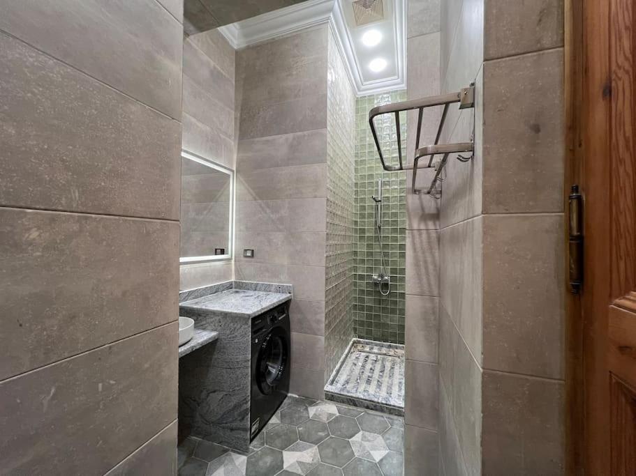 Authentic 3Br Apartment In Downtown, ไคโร ภายนอก รูปภาพ