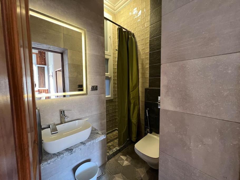 Authentic 3Br Apartment In Downtown, ไคโร ภายนอก รูปภาพ